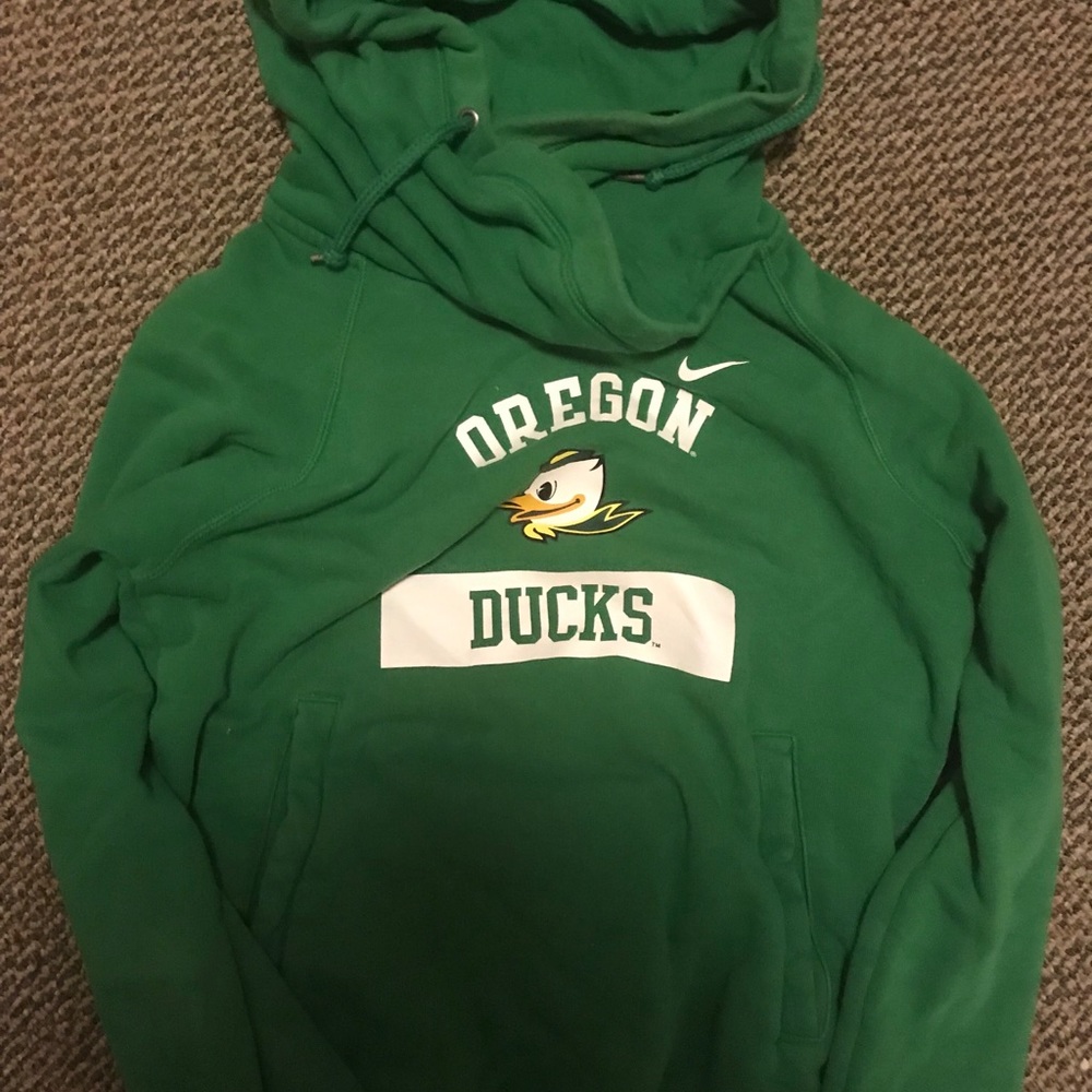Women’s Nike Oregon Ducks sweatshirt